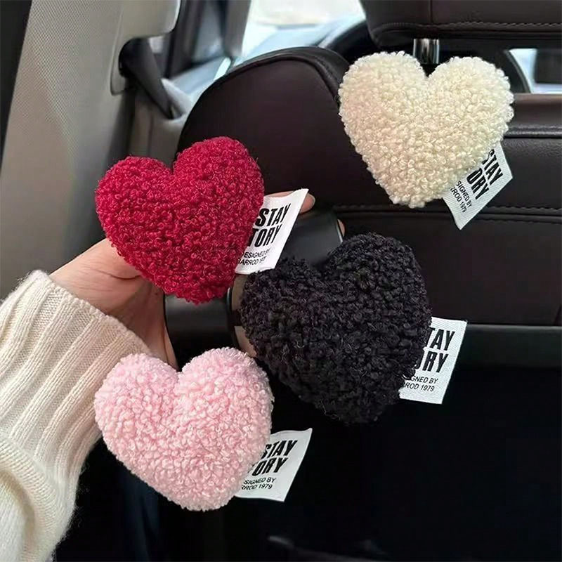 2 plush heart-shaped car hooks – Car Accessories Juicy Couture recenzja i cena